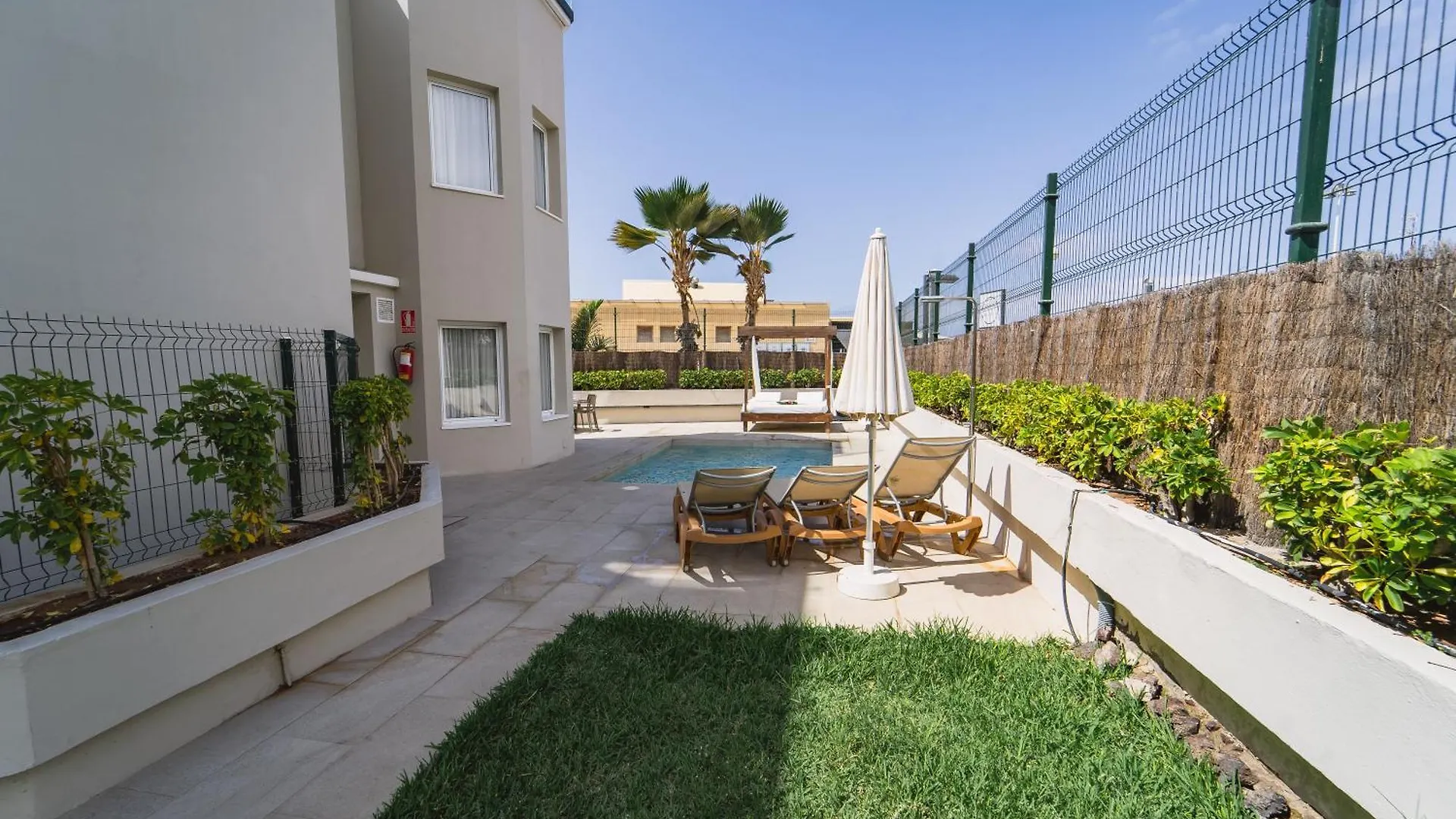 Los Olivos Beach Resort Адехе Испания