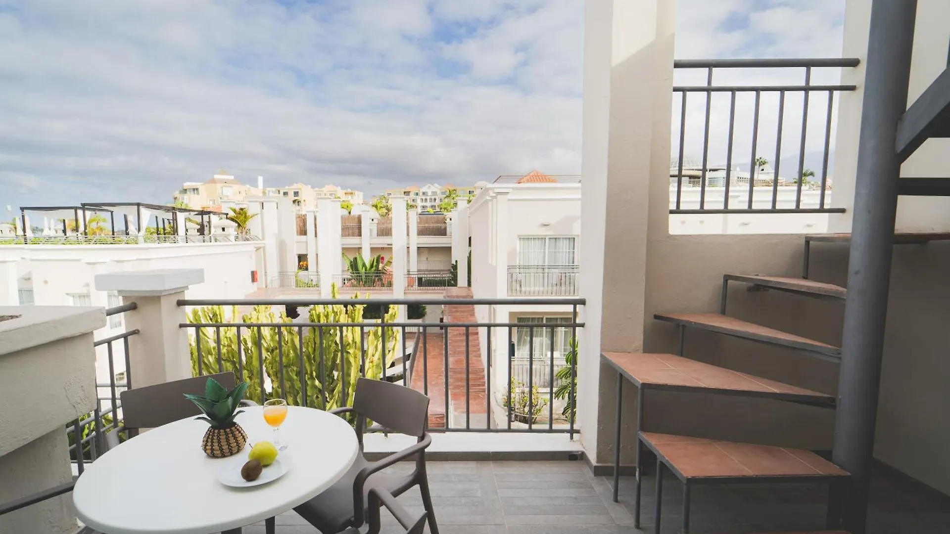 Los Olivos Beach Resort Адехе Апартаменты