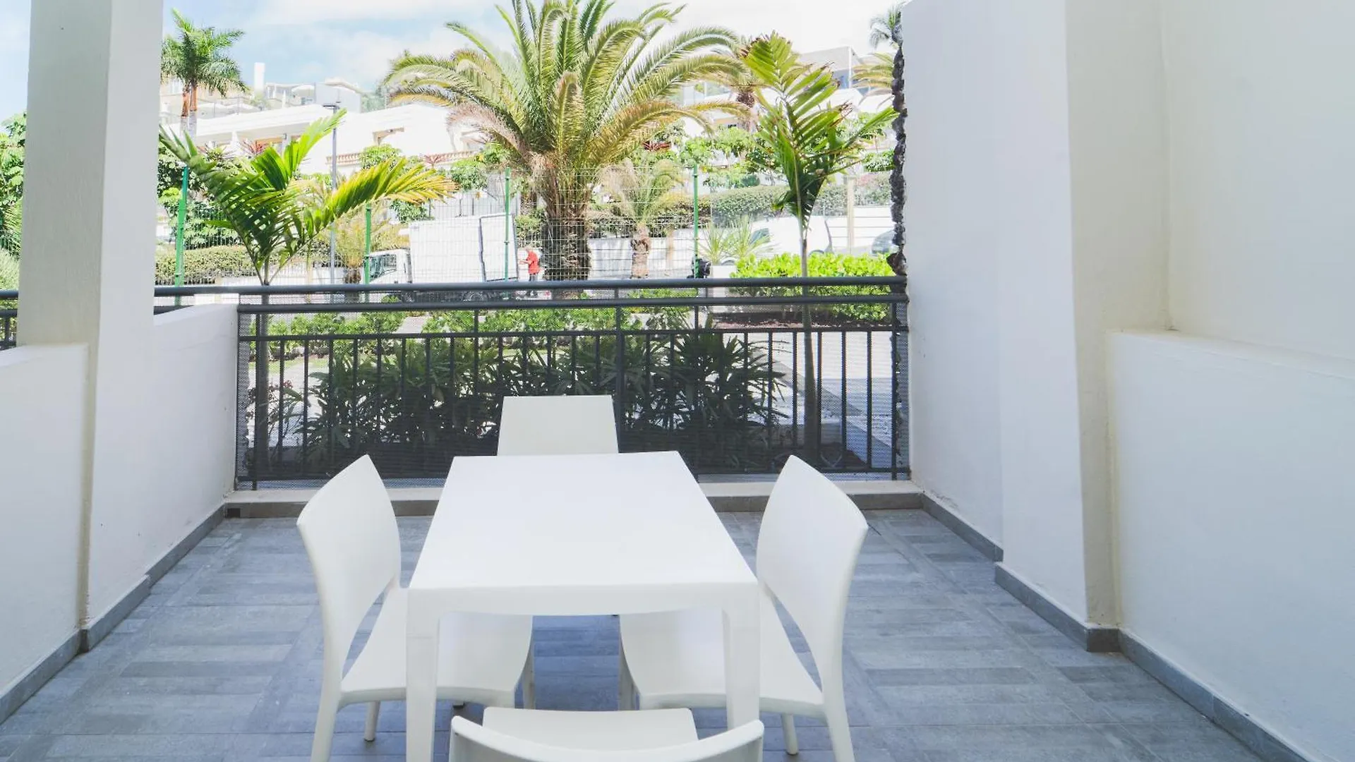 Los Olivos Beach Resort Адехе Апартаменты