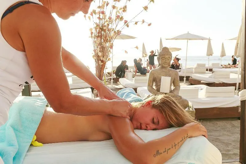 Los Olivos Beach Resort Адехе Испания